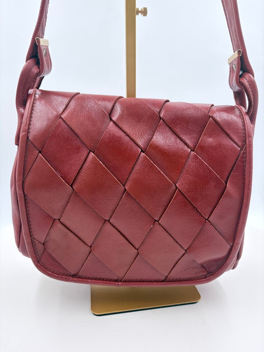 Moda Italia Shoulder Purse Woven Front Flap
